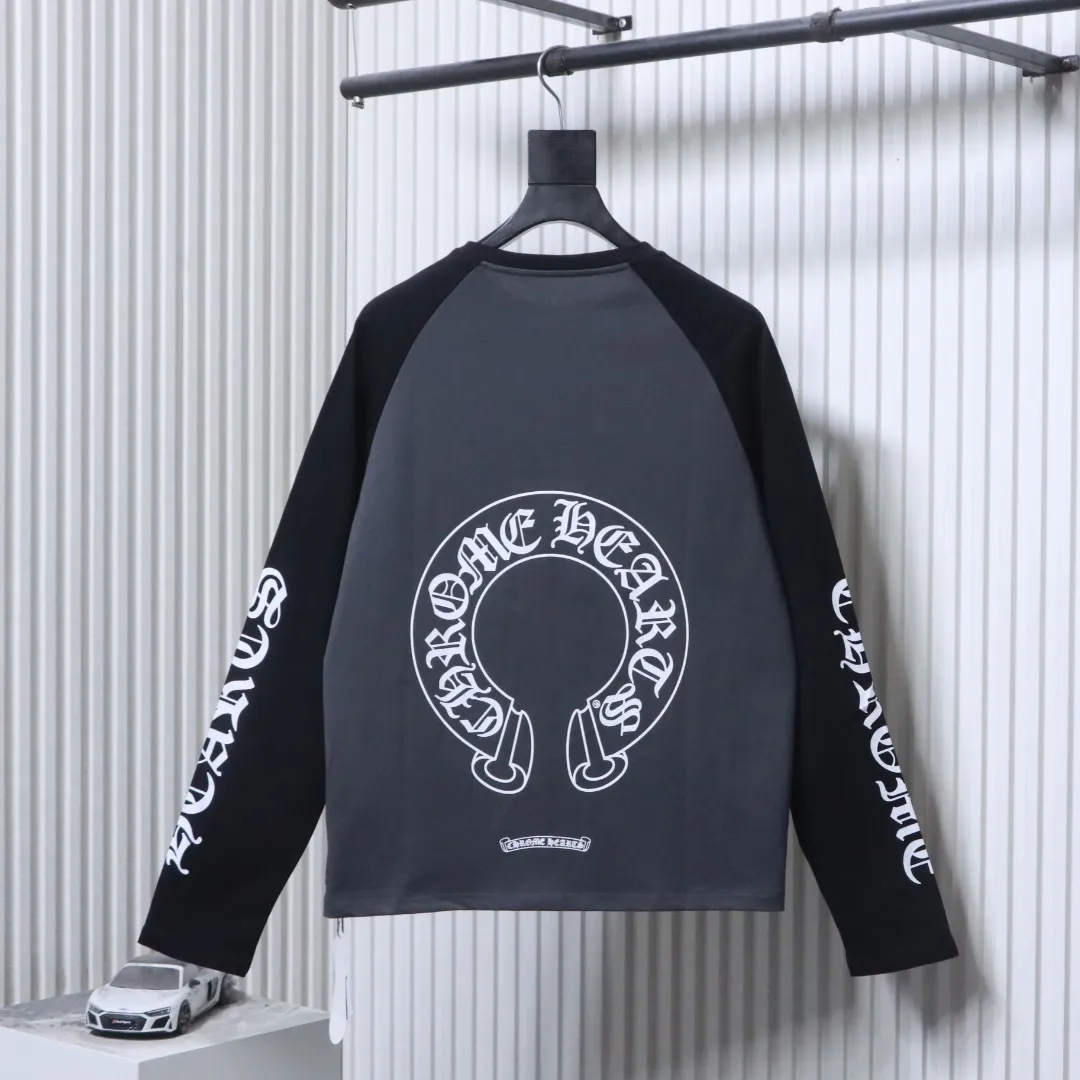 Chrome Hearts Rückansicht Grau