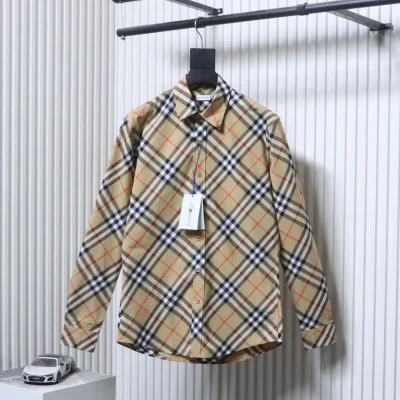 Burberry Vorderansicht Braun