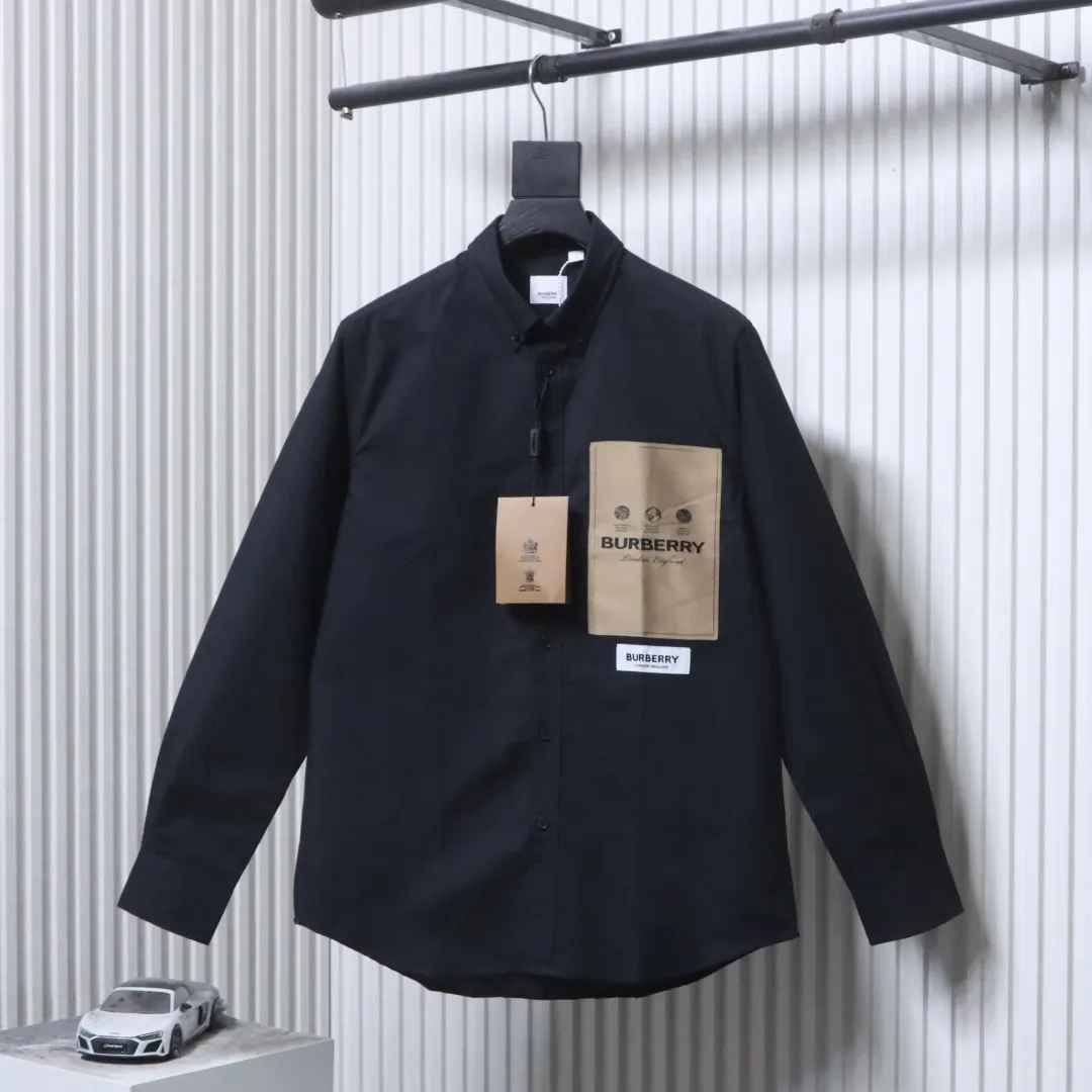 Burberry Vorderansicht Schwarz