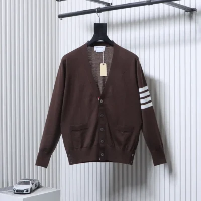 Thom Browne Vorderansicht Dunkelbraun