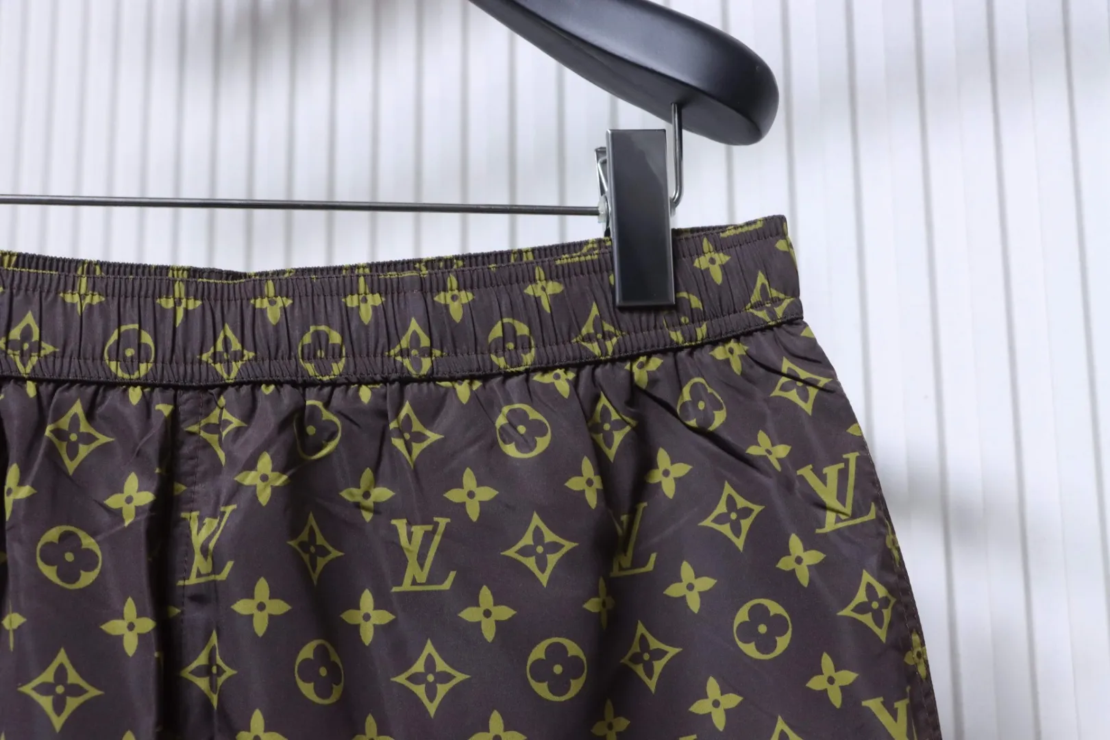Louis Vuitton Schräge Taille