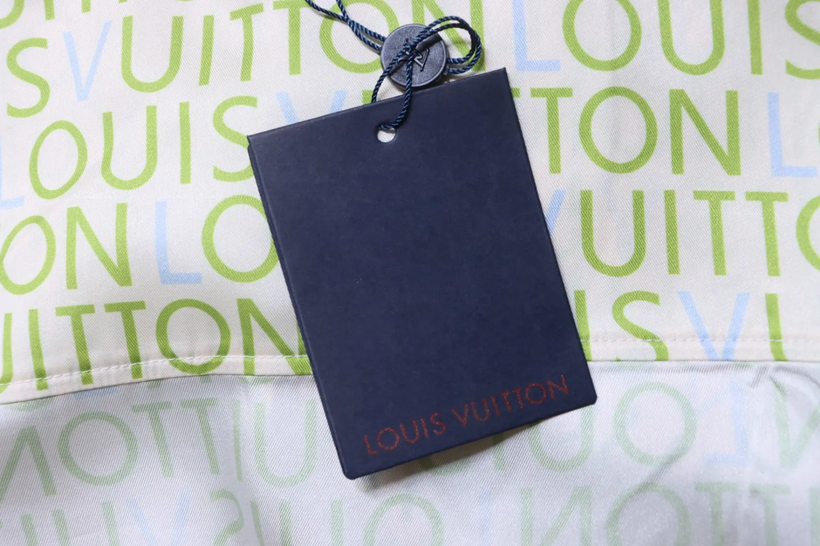 Louis Vuitton Hangtag