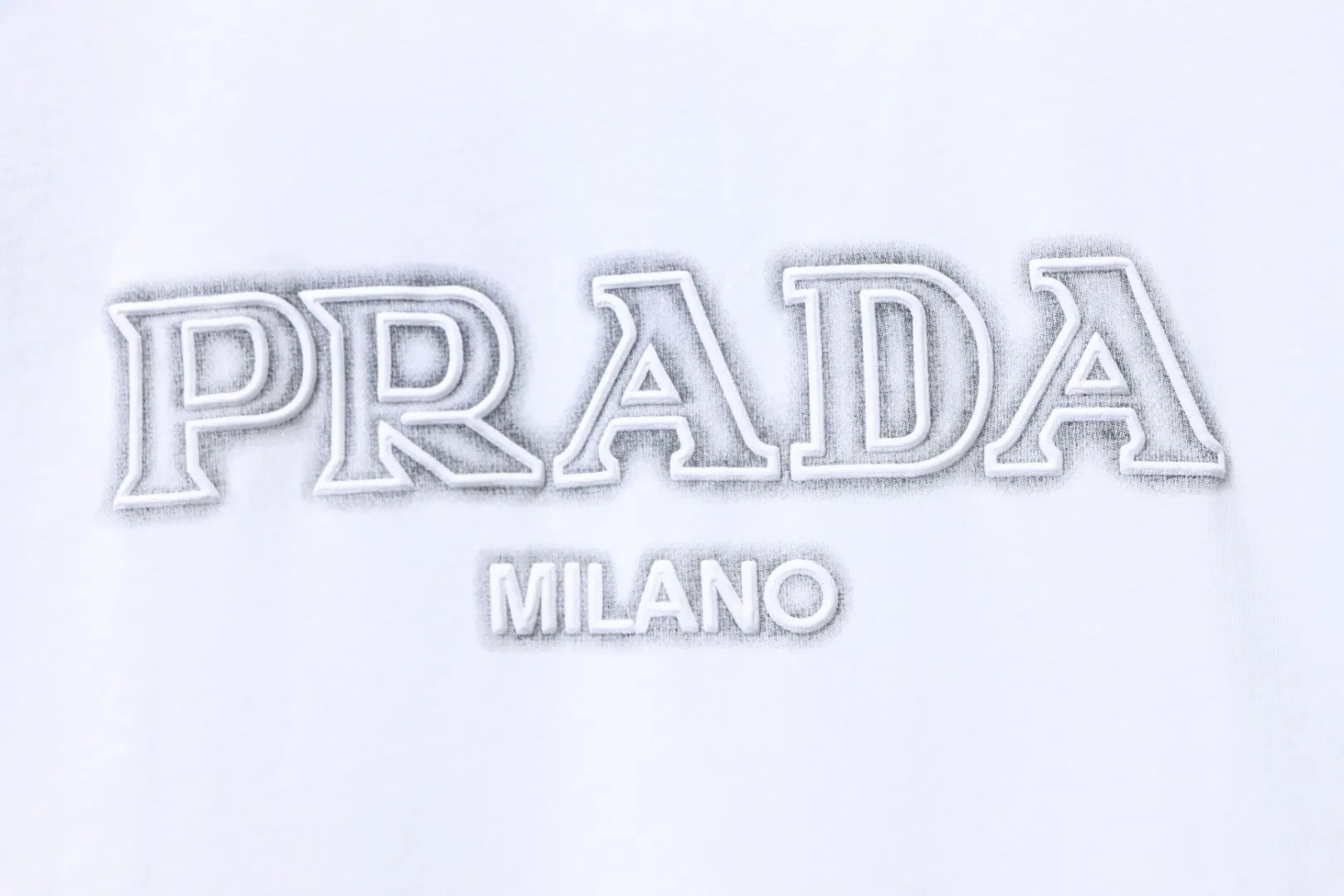 Prada Markenlogo