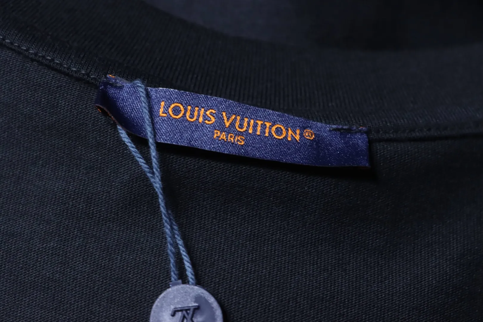 Louis Vuitton Markenetikett