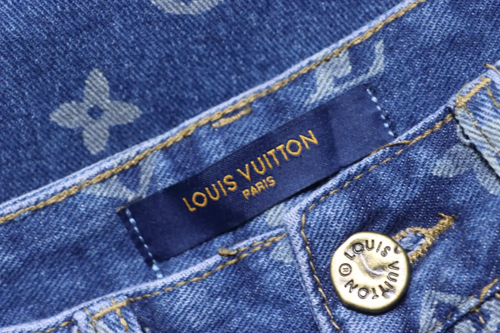 Louis Vuitton Markenlabel