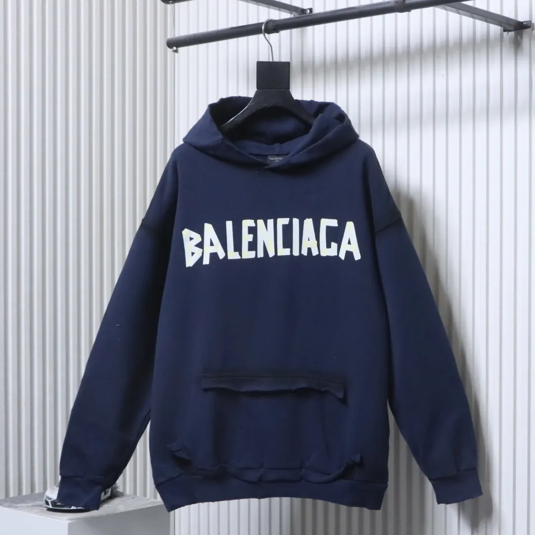 Balenciaga Vorderansicht Marineblau