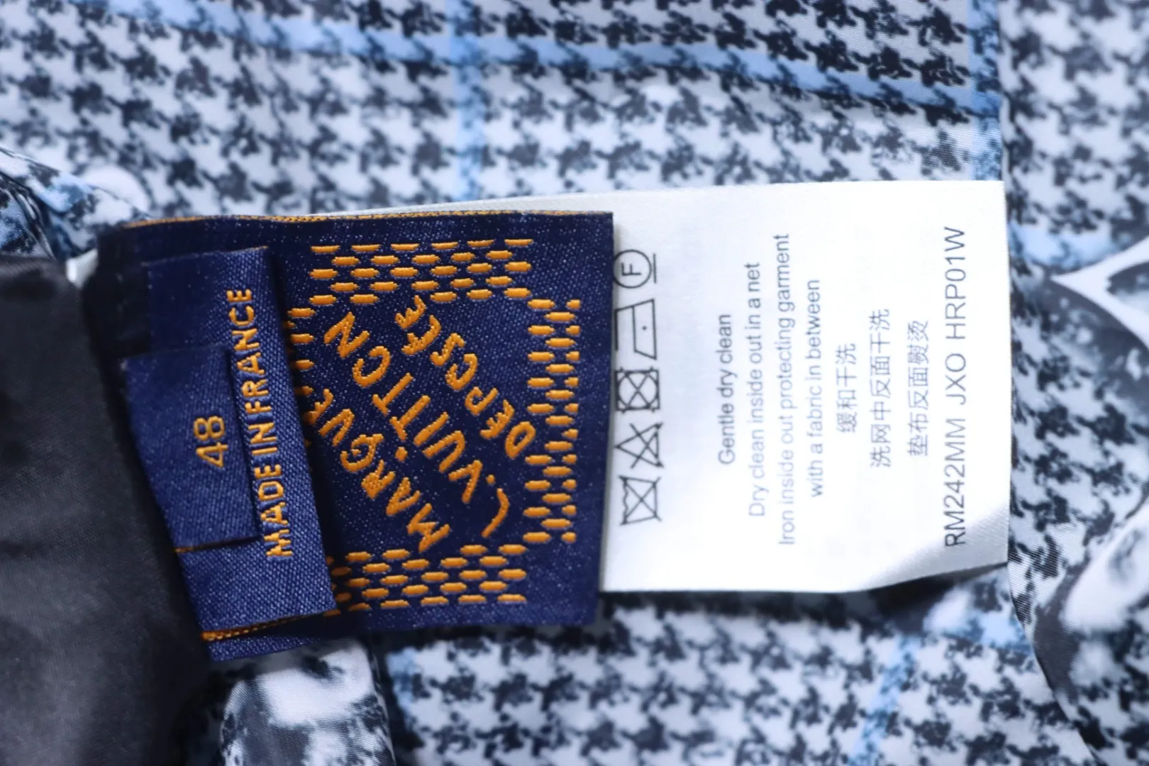 Louis Vuitton Markenetikett