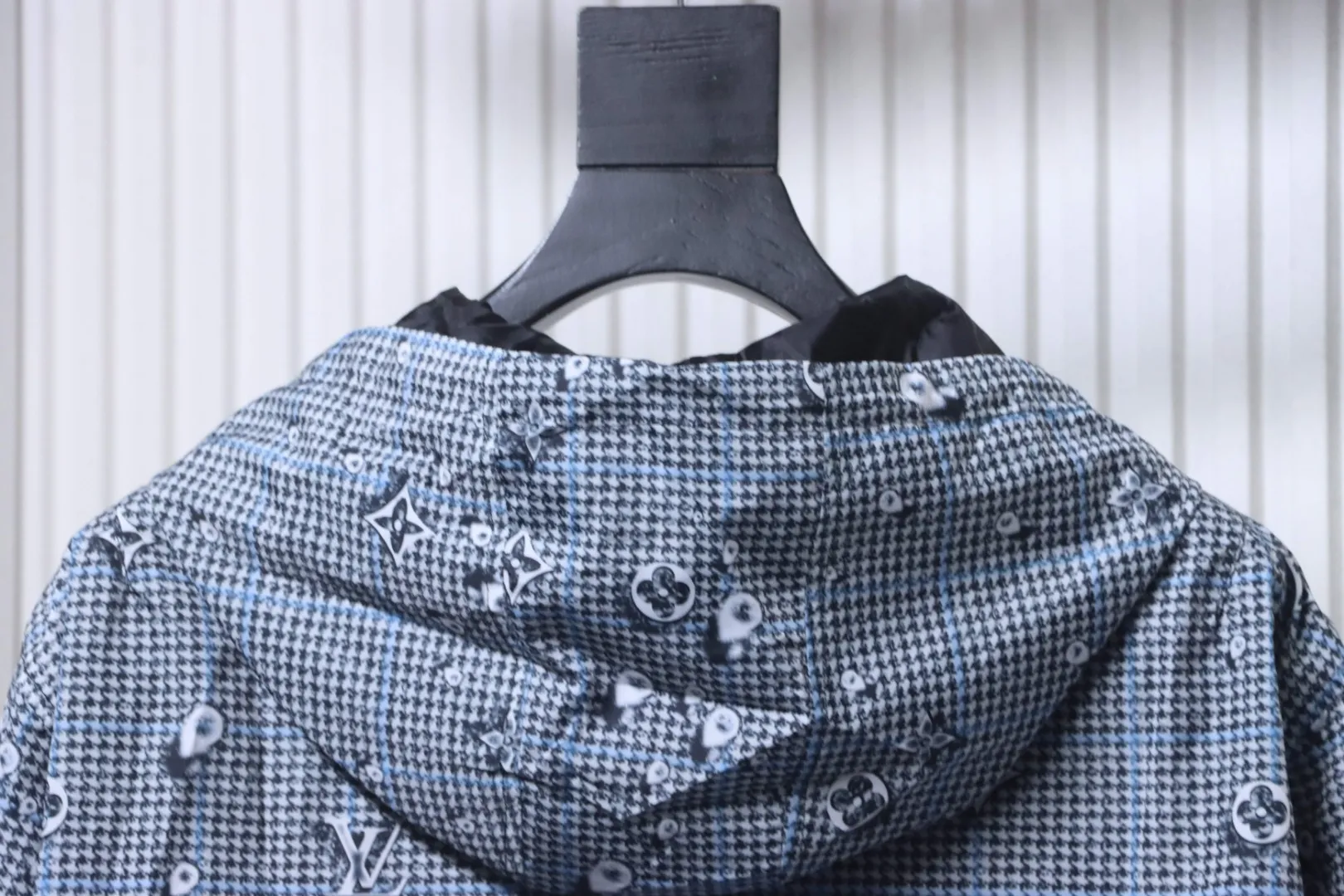 Louis Vuitton Kapuzendetails