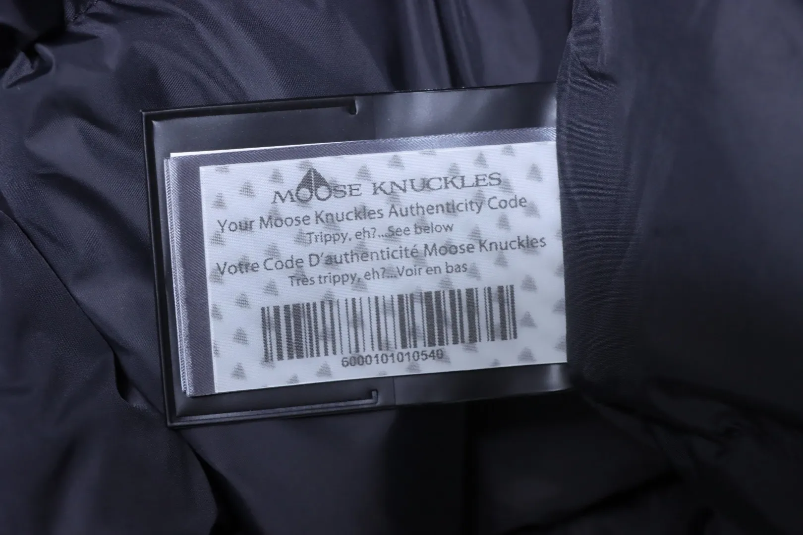Moose Knuckles -Markenlabel
