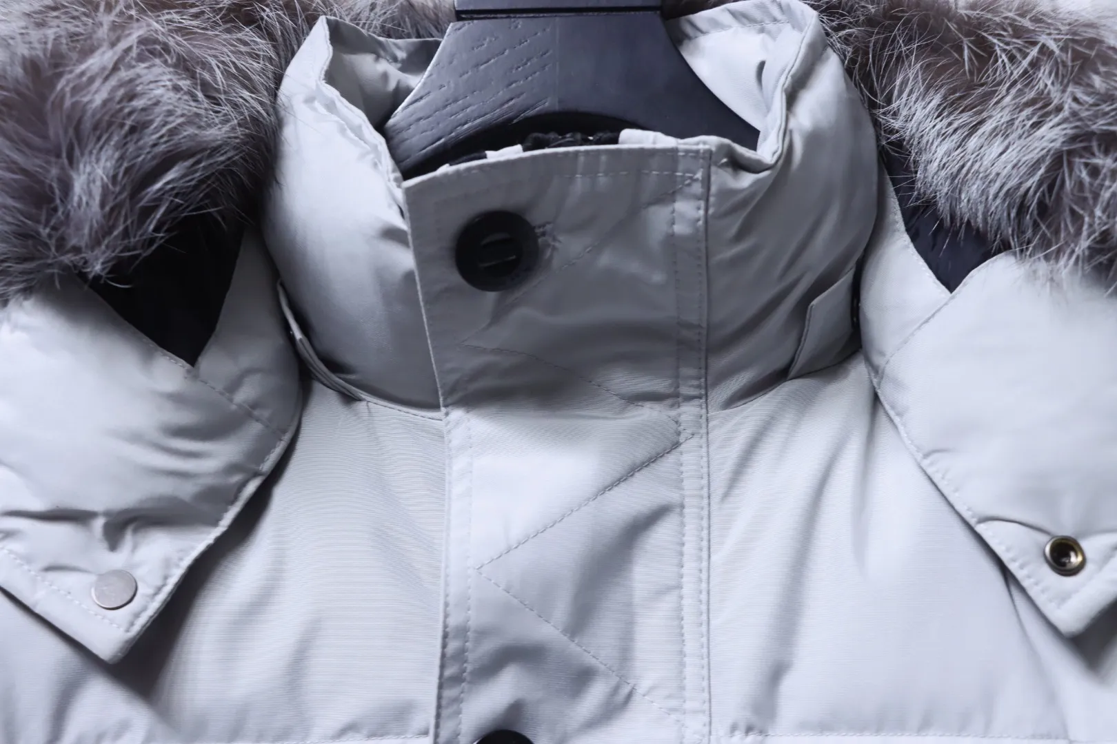 Moose Knuckles Stehkragen