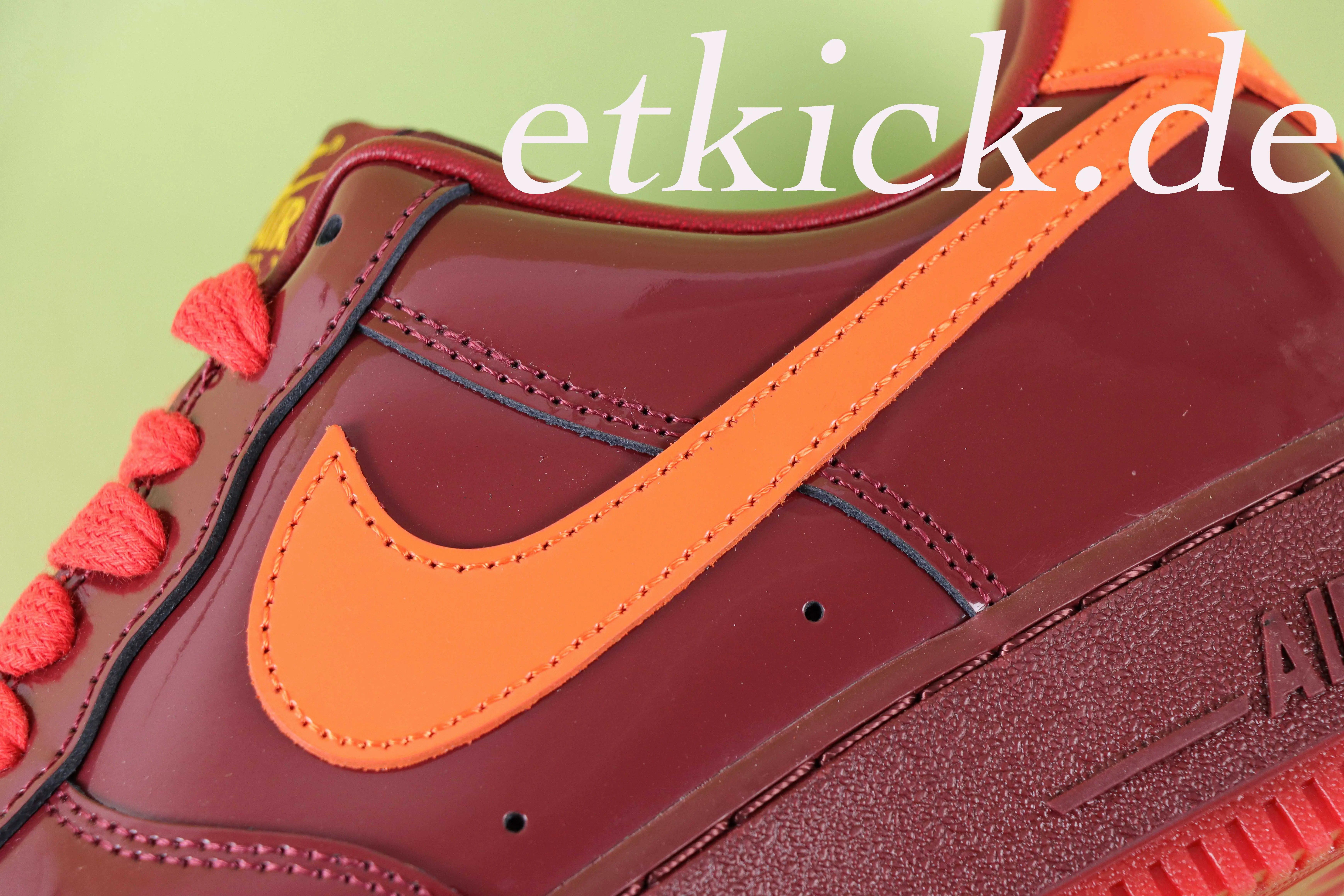 Air Force 1 Low Dark Team Red and Safety Orange - IO4489-601 – Bild 7