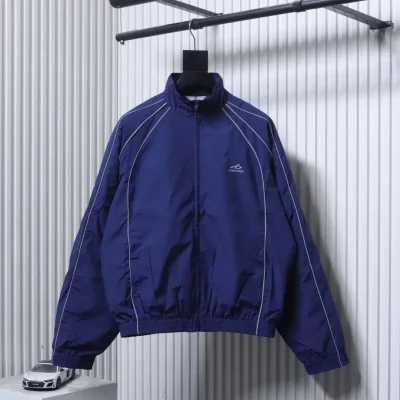 Balenciaga Vorderansicht Marineblau