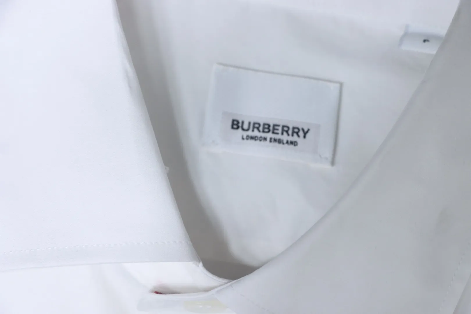 Burberry-Markenetikett