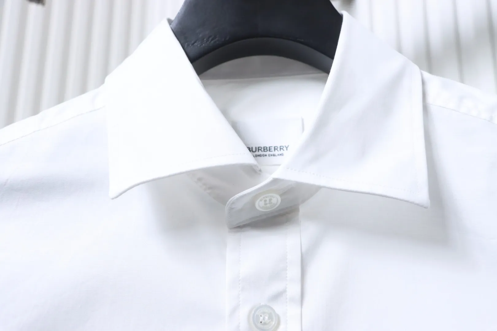 Burberry-Knöpfe