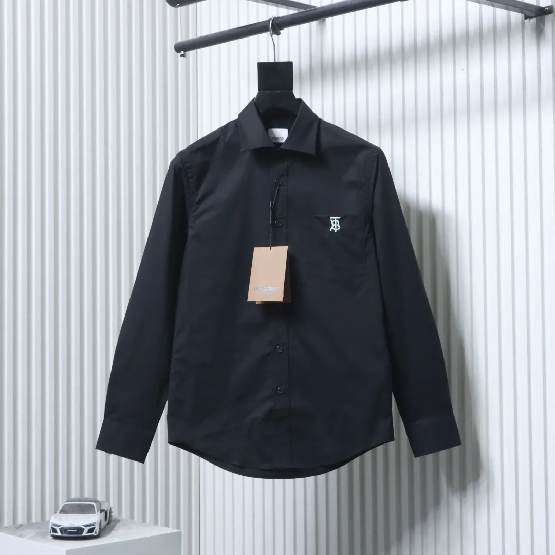 Burberry Vorderansicht Schwarz