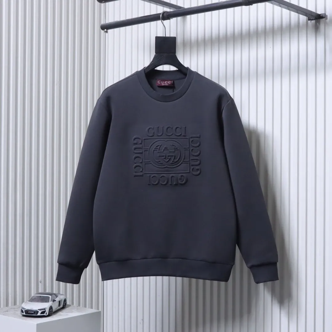 Gucci Vorderansicht Grau