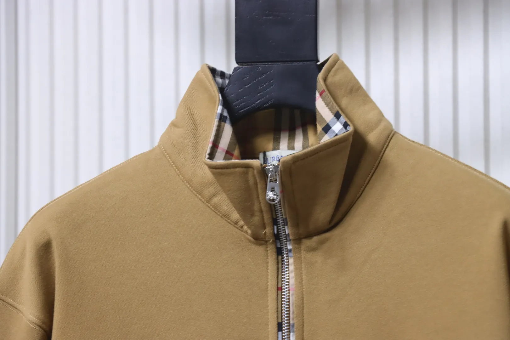 Burberry-Kragen