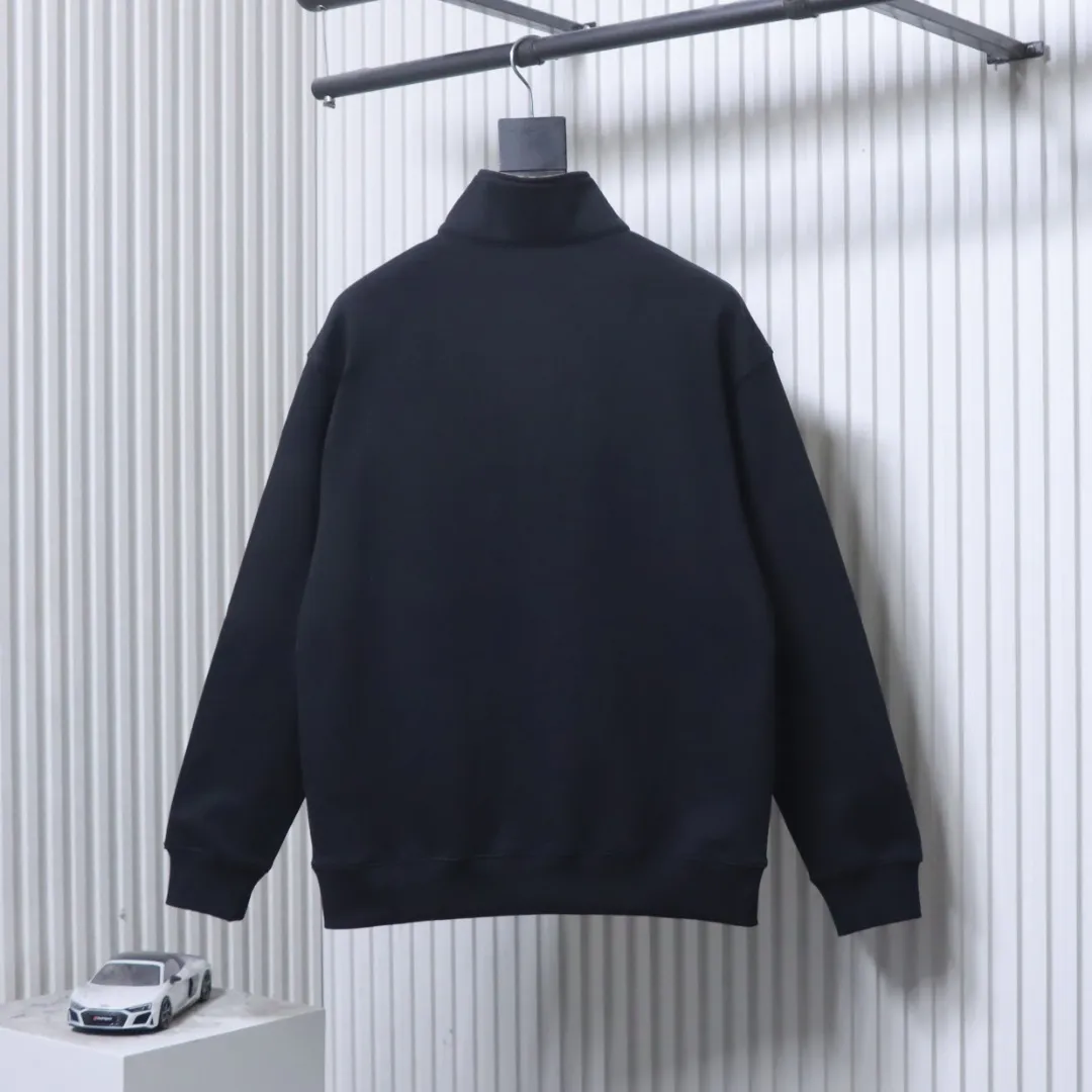 Burberry – Rückansicht Schwarz