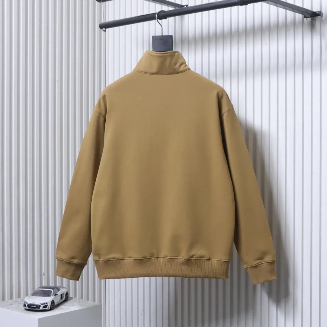 Burberry – Rückansicht Braun