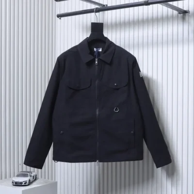 Moncler Vorderansicht Schwarz