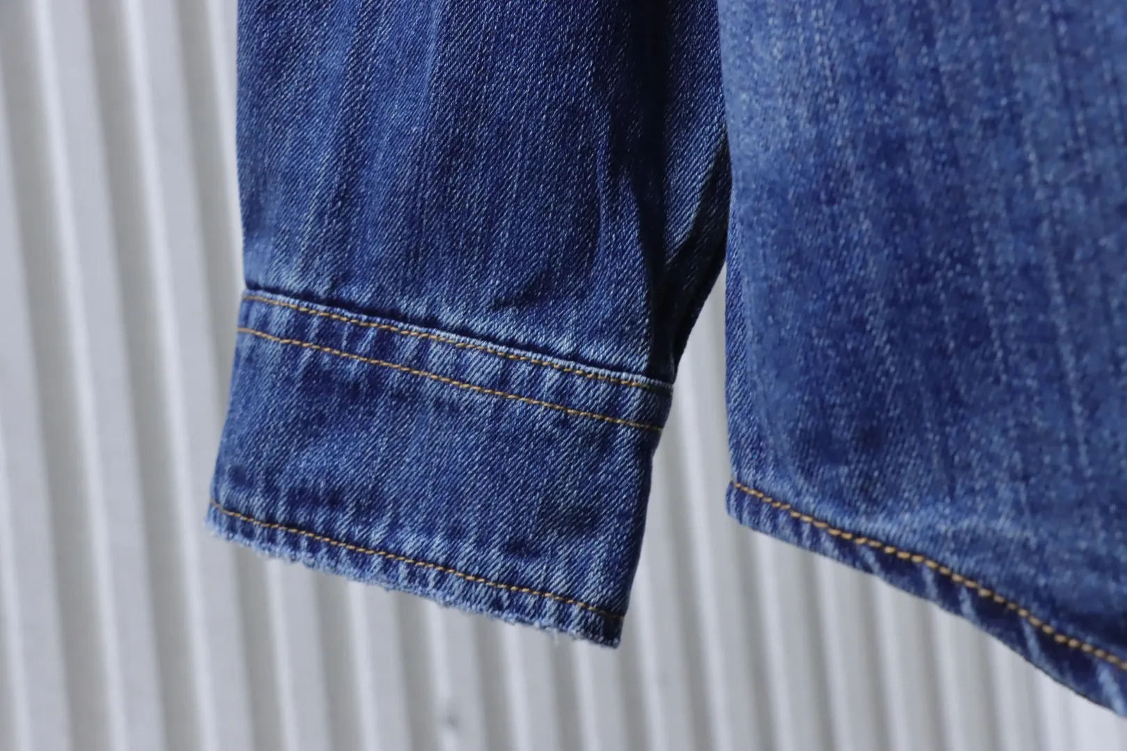 Acne Studios - Ärmel