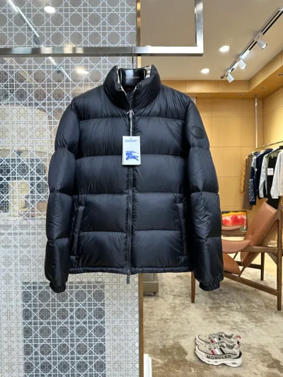 Burberry Vorderansicht Schwarz