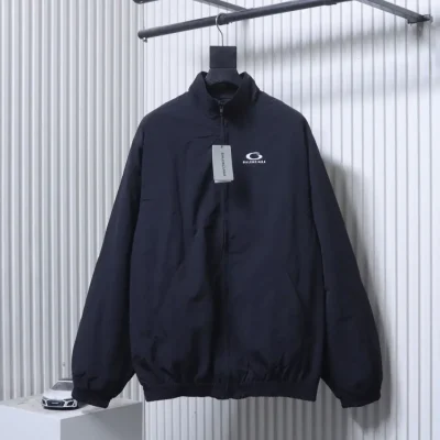 Balenciaga Vorderansicht
