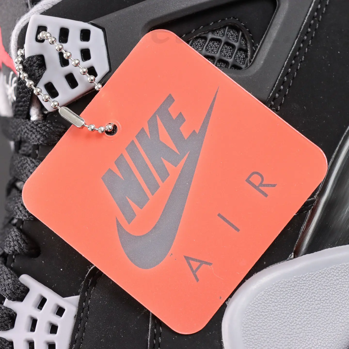 Kaufen Sie Air Jordan 4 Retro OG 'Bred' 2026 - IX8180 001 – Bild 15