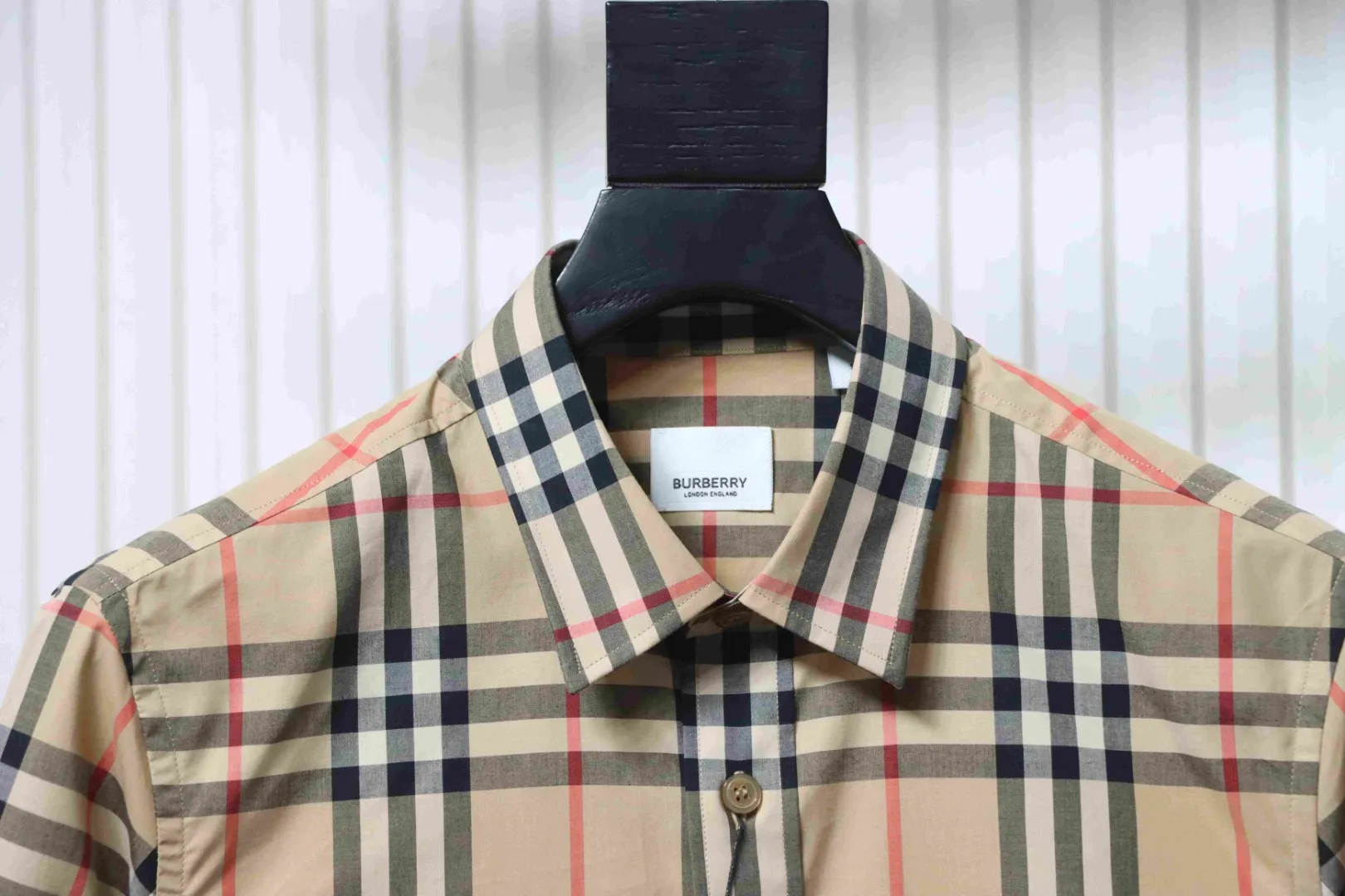 Burberry-Kragen