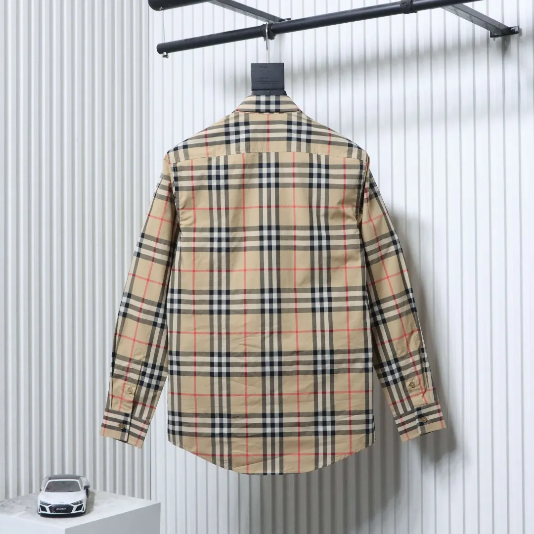Burberry Rückansicht