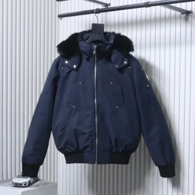 Moose Knuckles Vorderansicht Marineblau