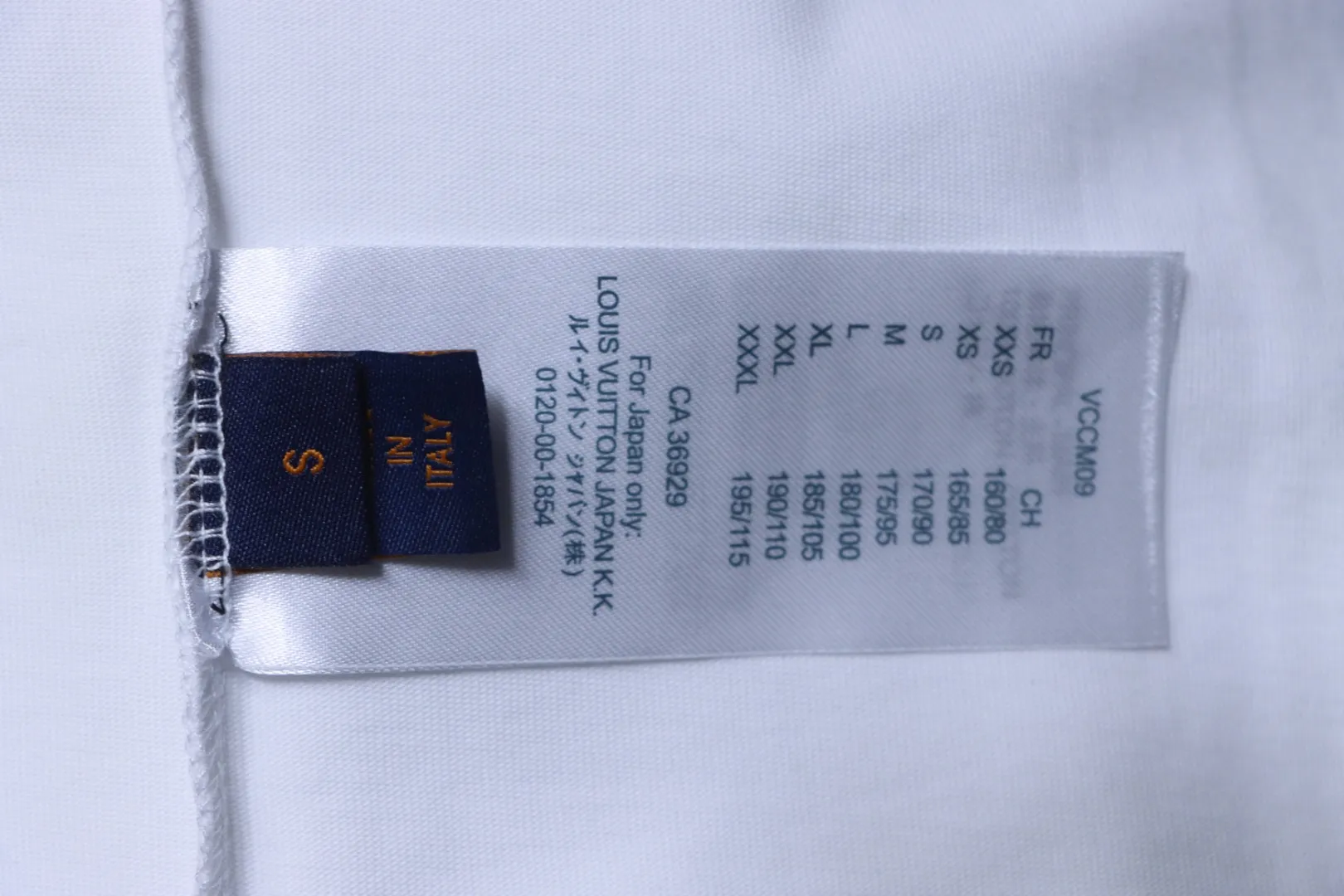 Louis Vuitton Pflegeetikett