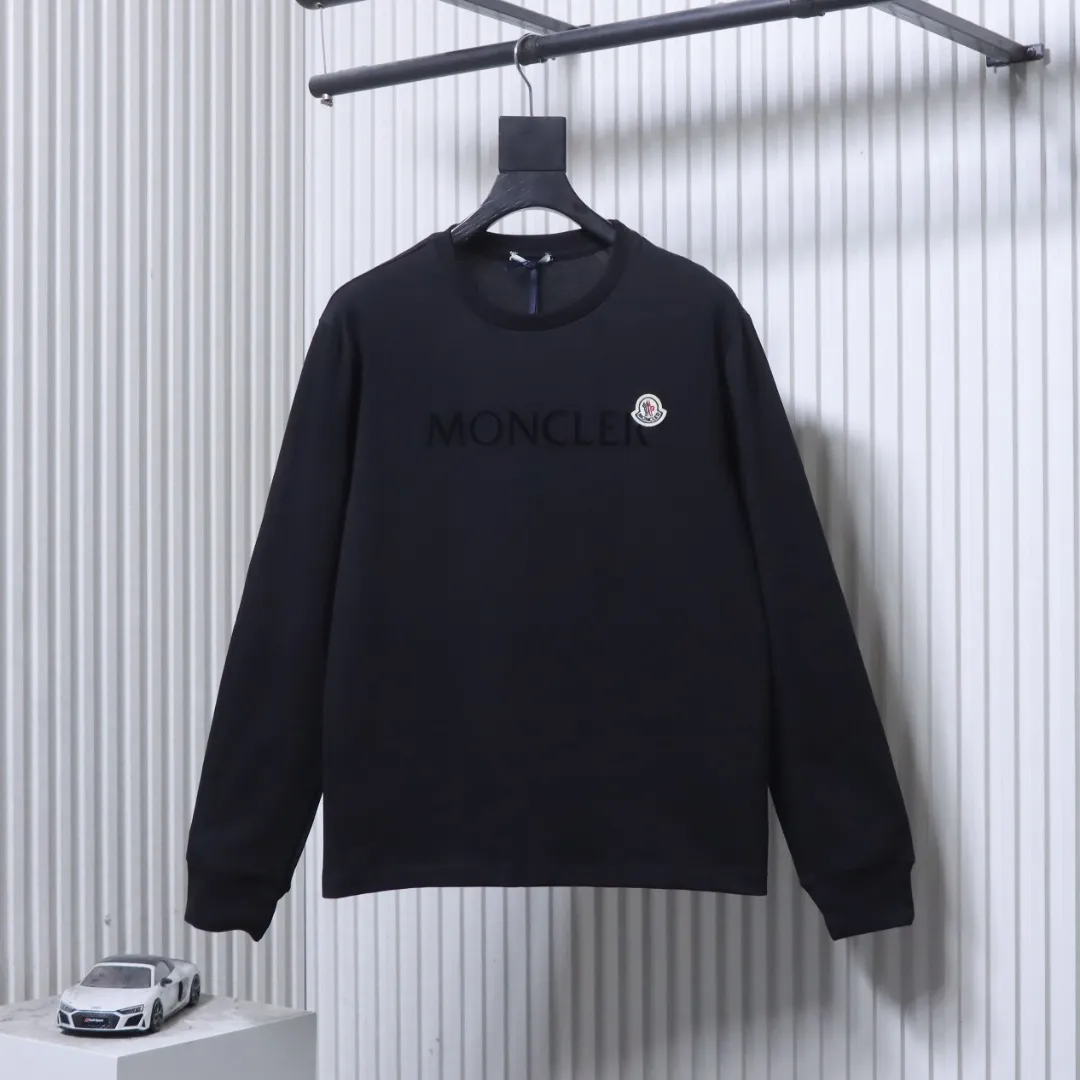 Moncler Vorderansicht Schwarz