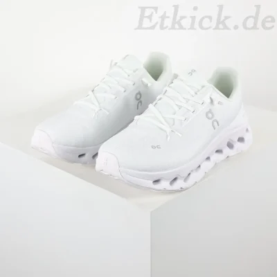 On Running Cloudtilt Trainingslaufschuhe Reinweiß