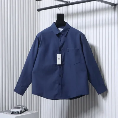 AMI – Vorderansicht Marineblau
