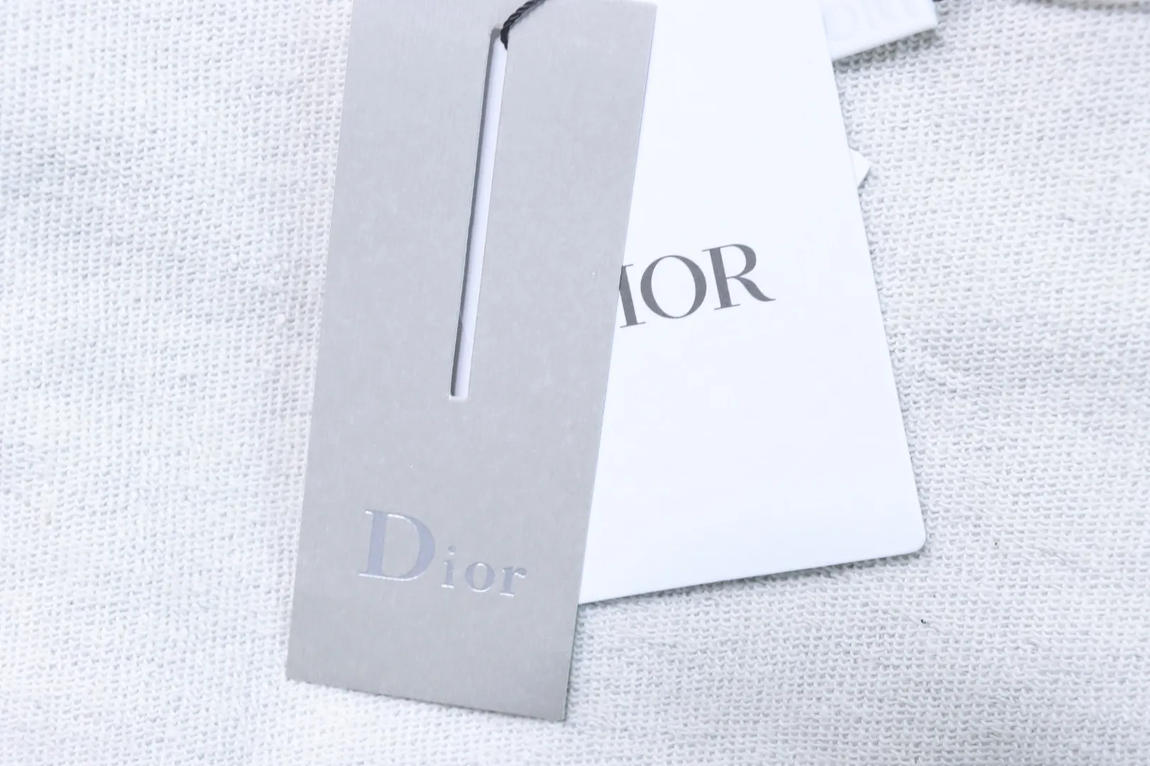 Dior-Hangtag
