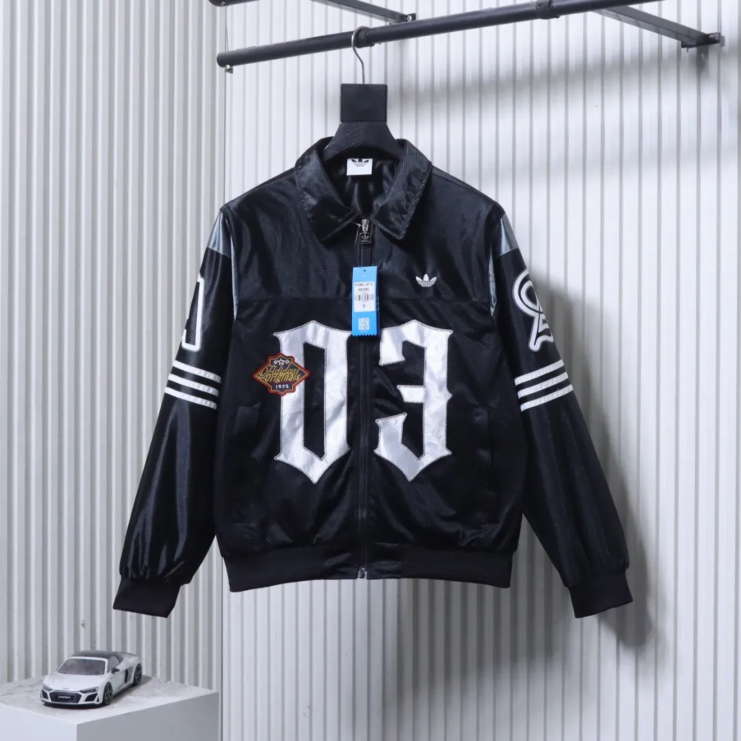 Adidas Vorderansicht Schwarz