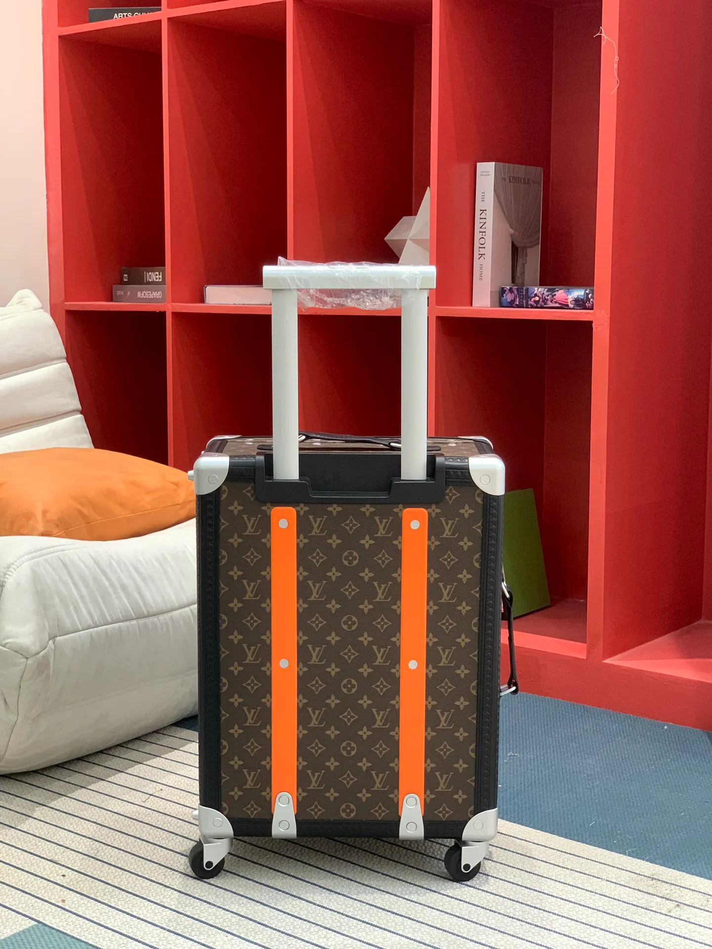 Louis Vuitton Gepäck, Rückansicht mit Griff