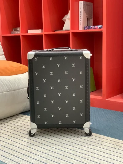 Louis Vuitton Gepäck, Vorderansicht