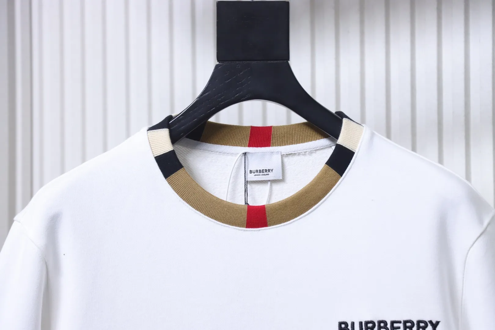 Burberry Kragen