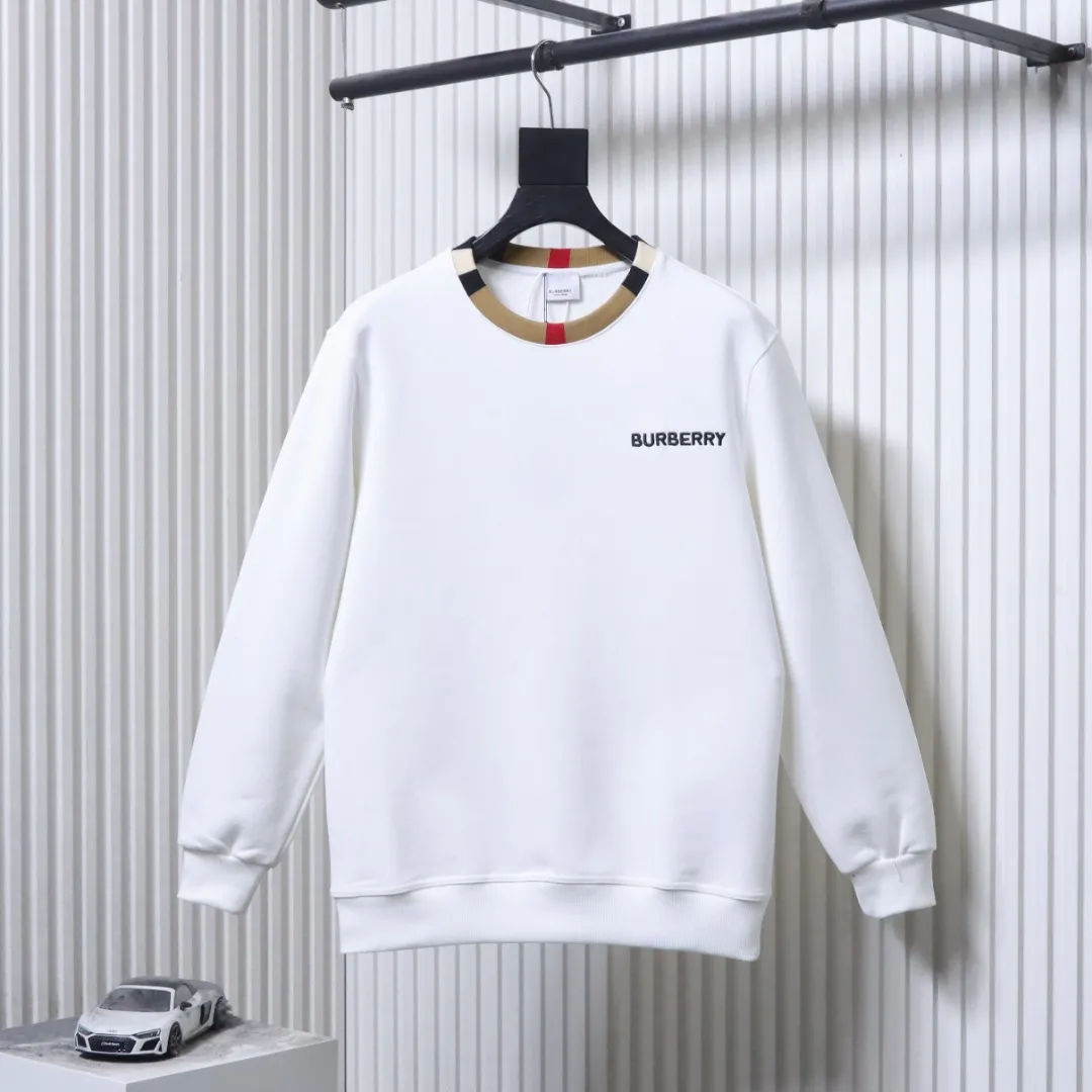 Burberry Vorderansicht Weiß