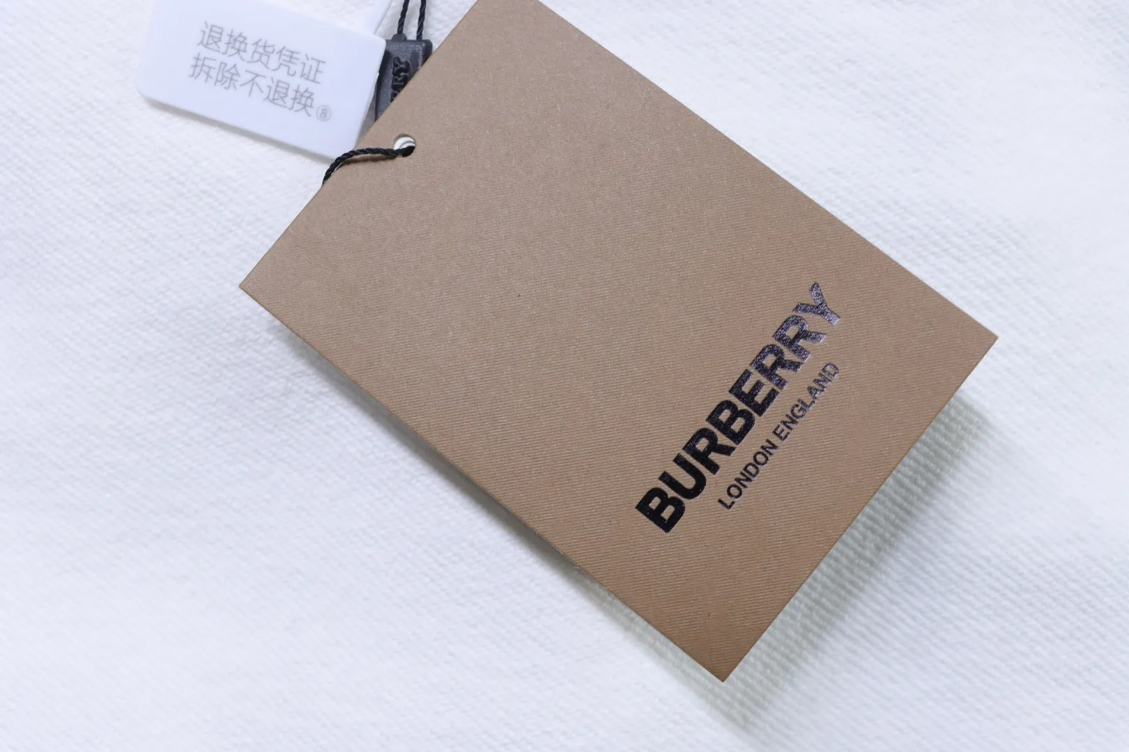 Burberry Hangtag