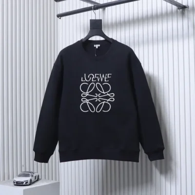Loewe Vorderansicht Schwarz