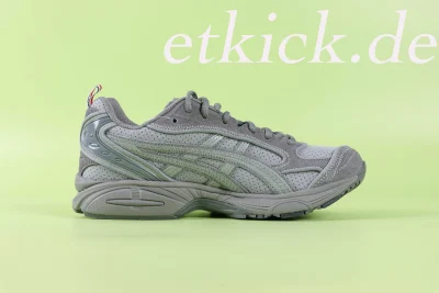 Thom Browne x ASICS Gel Kayano 14 „Grau“