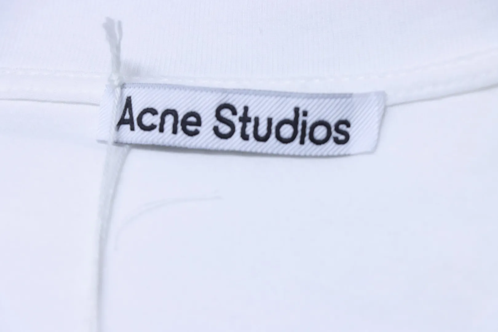 Acne Studios Markenlabel