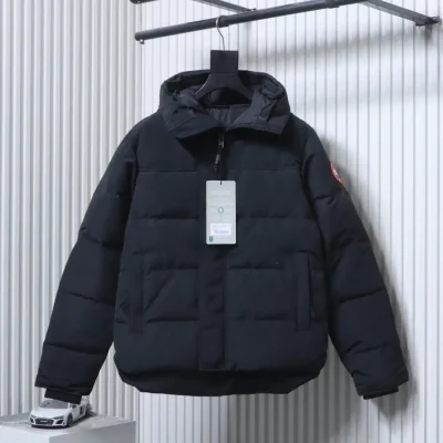 Canada Goose Vorderansicht Schwarz
