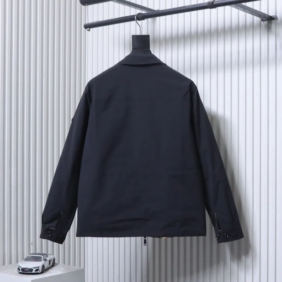 Burberry-Reverse Rückansicht