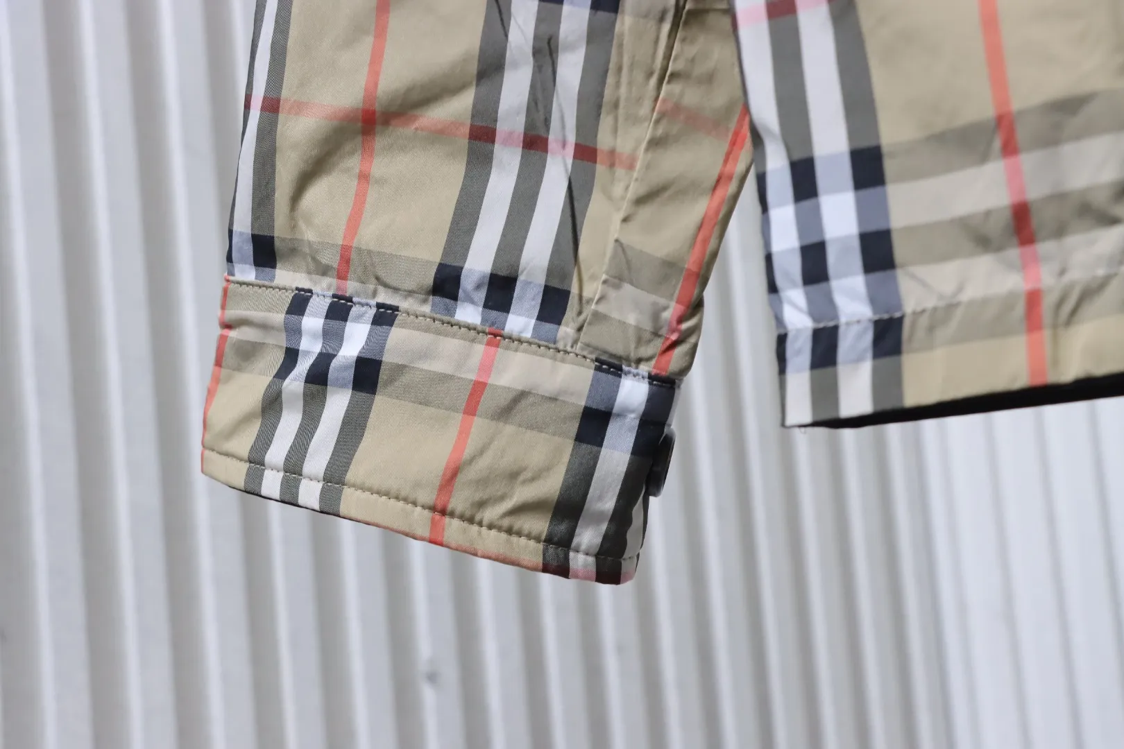 Burberry-Ärmel