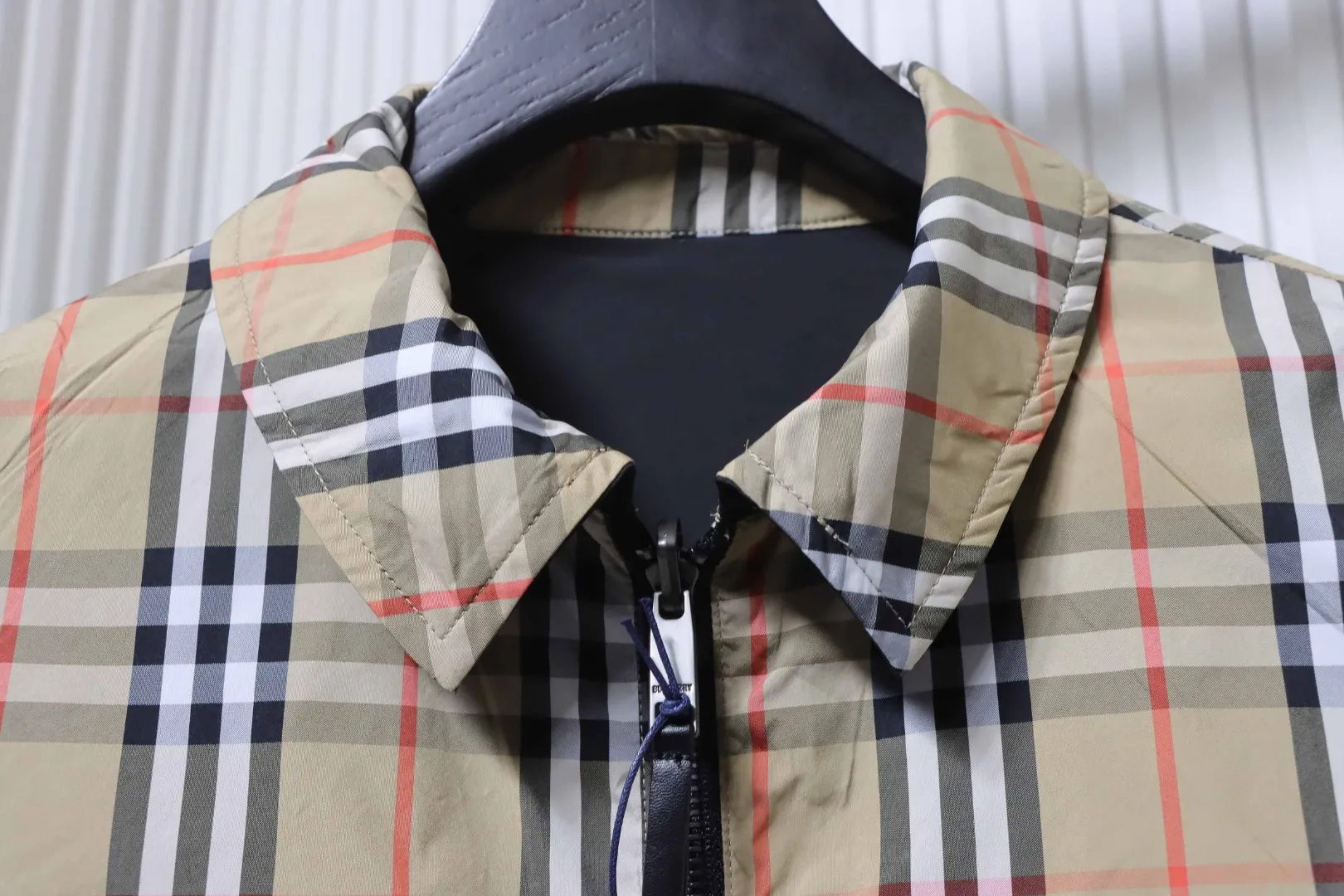 Burberry-Reißverschluss