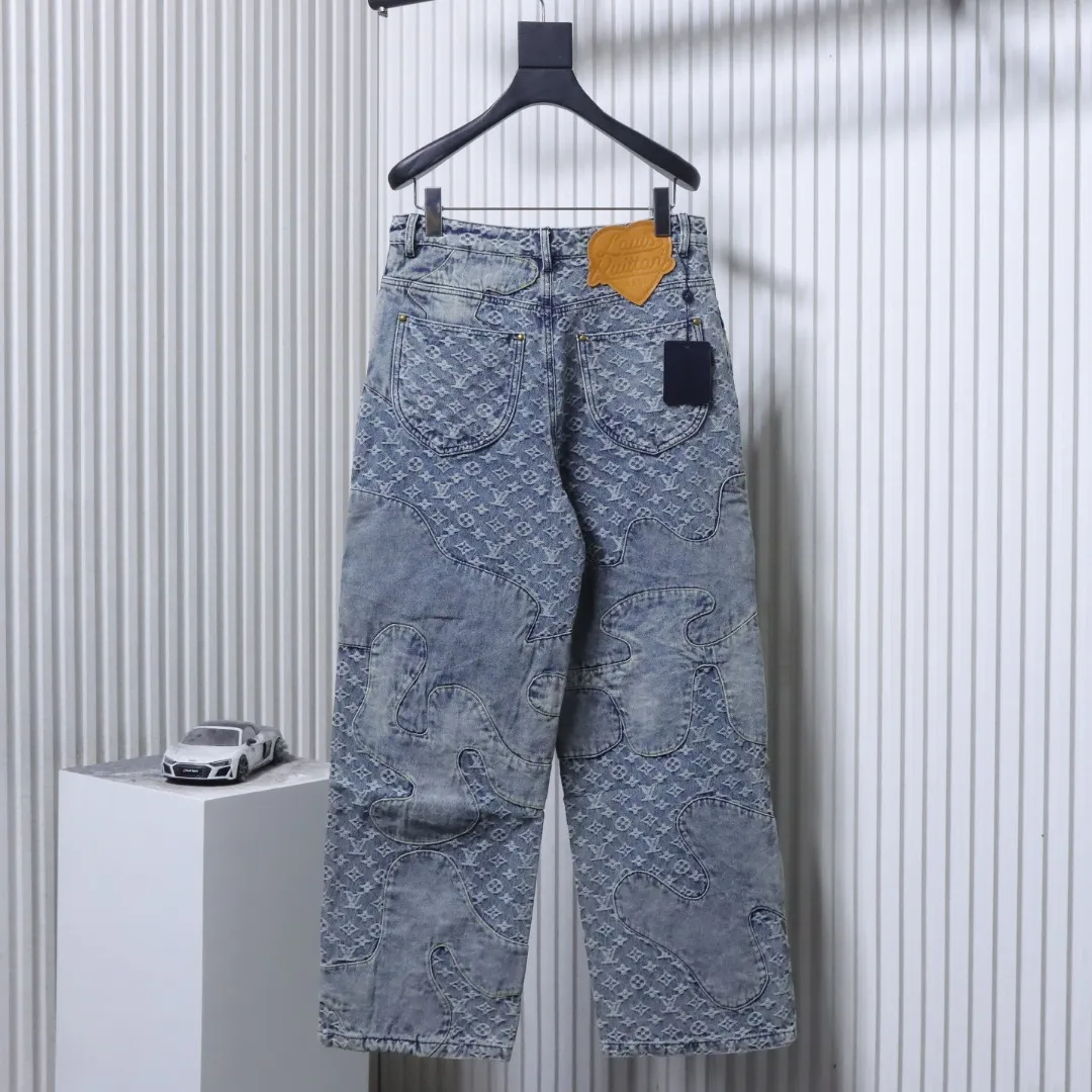 Louis Vuitton Rückansicht